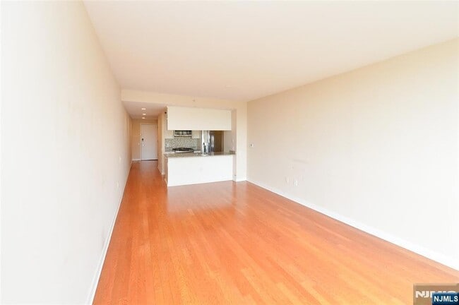 Building Photo - 1111 Hudson Park