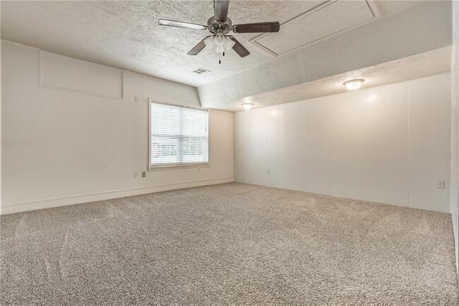 Foto del edificio - 9 Shirley Ln