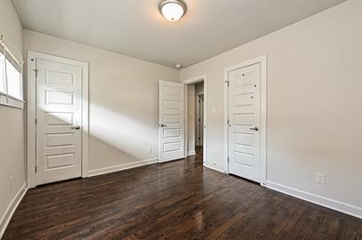 Building Photo - 215 S Gardner Ave