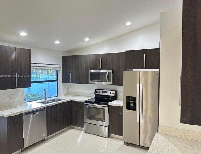 Building Photo - 3150 NW 94th Ave