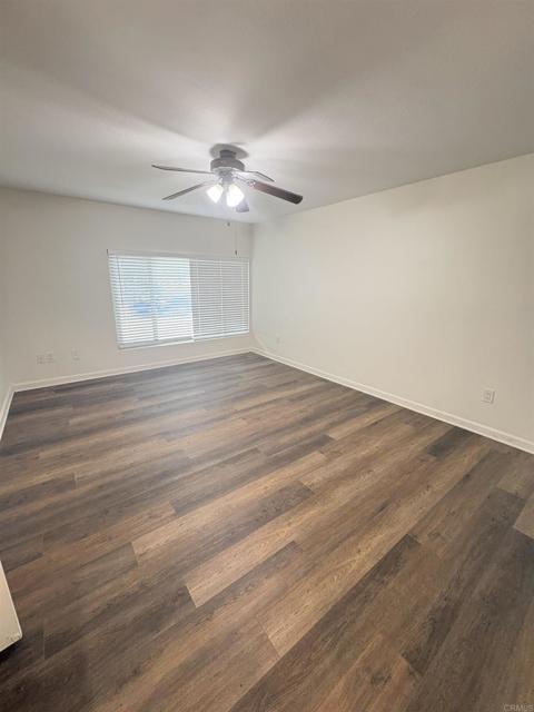 Foto del edificio - 1350 N Escondido Blvd