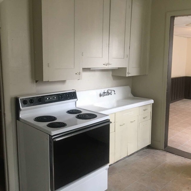 Foto del edificio - 828 E Prospect St