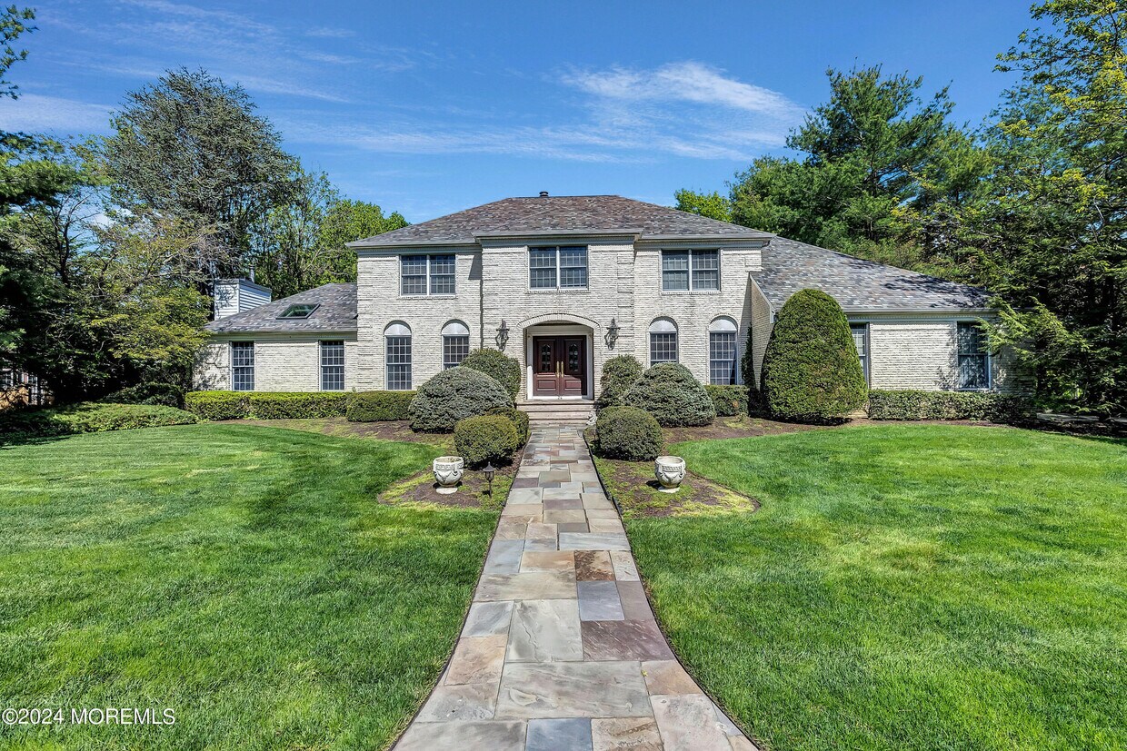 Primary Photo - 24 Meadow Ln