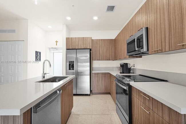 Building Photo - 8301 NW 41st St