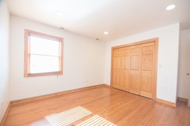 Foto del edificio - 2652 N Wilton Ave