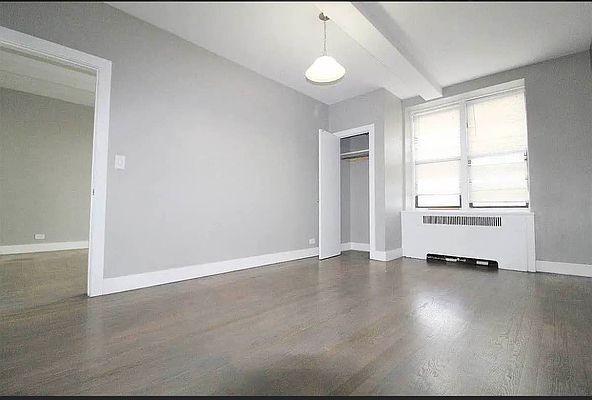 Foto del edificio - 1 bedroom in BRONX NY 10467