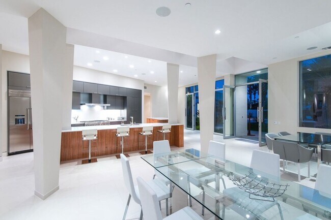 Building Photo - COMING SOON! STUNNING 4 Bed / 4.5 Bath Hom...