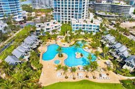 Foto del edificio - 100 South Pointe Dr
