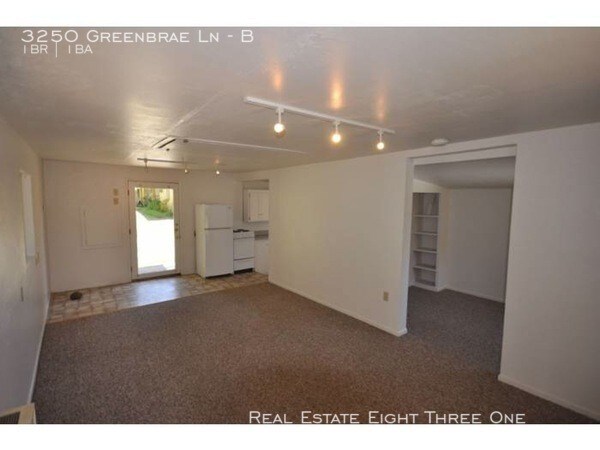 Building Photo - 3250 Greenbrae Ln