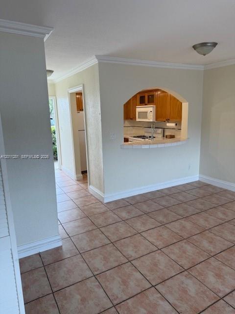 Building Photo - 6707 N Kendall Dr