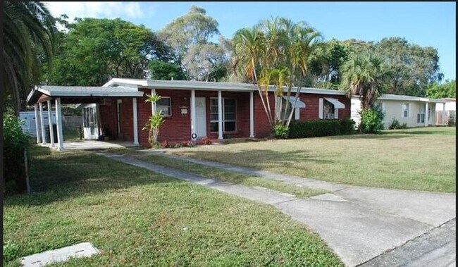 Foto del edificio - 4379 Neptune Dr SE