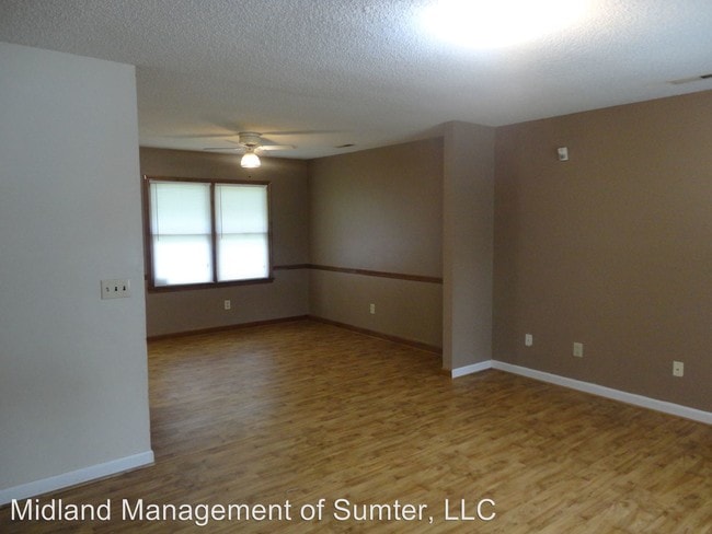 Building Photo - 3 br, 1 bath House - 4580 Peach Orchard Road