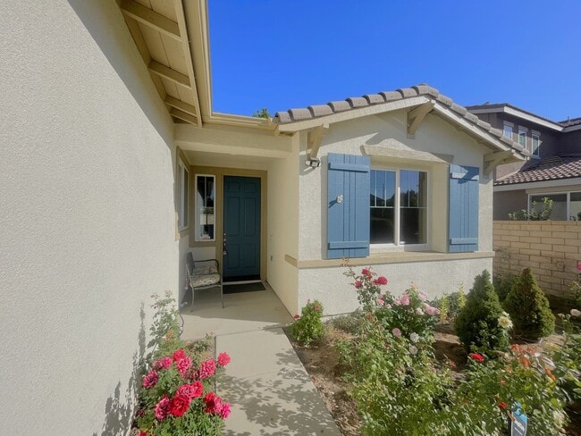 Foto del edificio - Nice Single-Story 4-Bedroom Home Available...