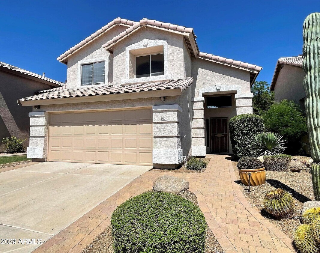 Primary Photo - 4034 E Anderson Dr