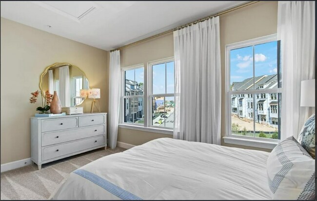 Foto del edificio - 6005 Northwest Dr