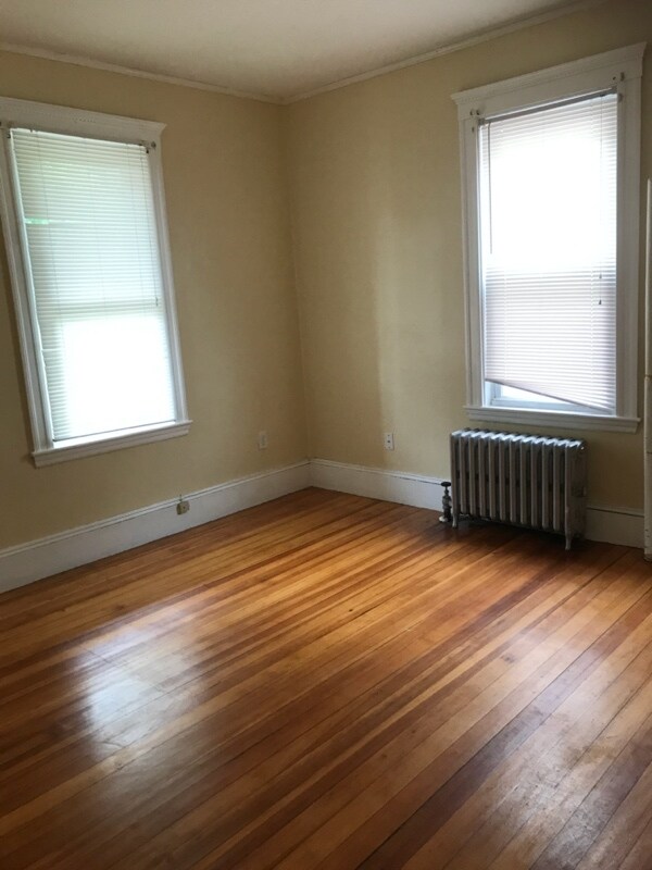 Building Photo - 46 Armandine St