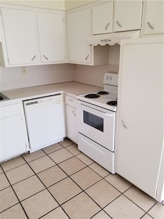 Building Photo - 2108 N Travis St