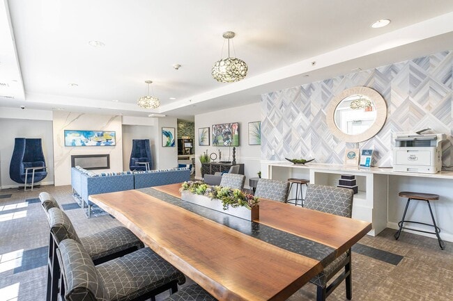 Building Photo - Parkside Commons Apartments