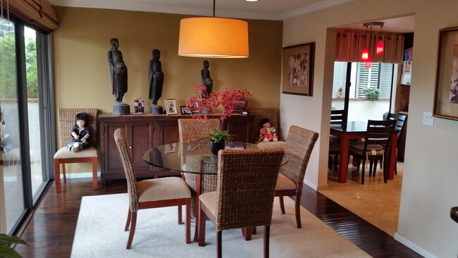 Dining room to Kitchen - 6242 Riviera Cir