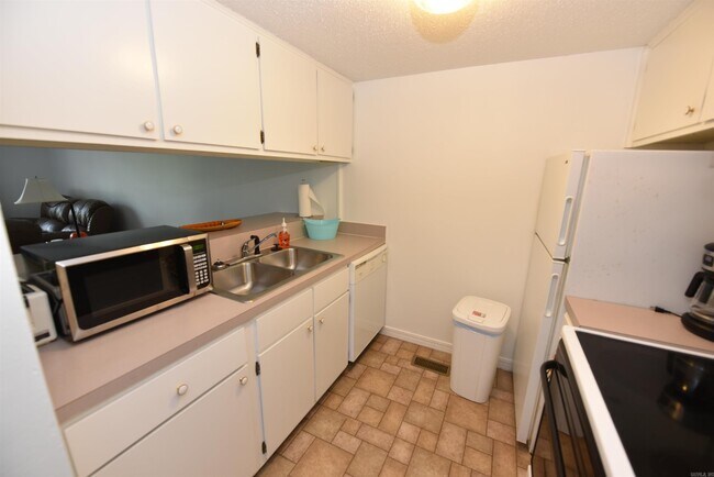 Foto del edificio - 601 Dave Creek Pkwy
