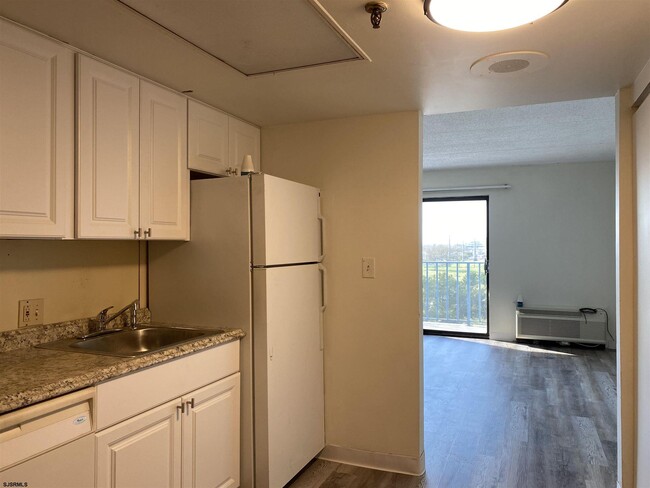Building Photo - 655 Absecon Blvd