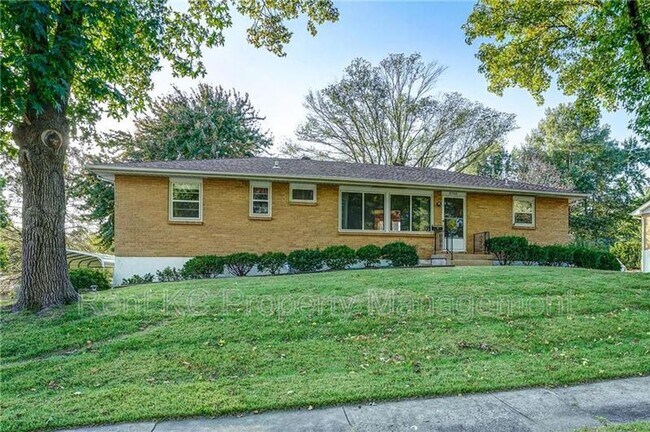 Foto del edificio - 8706 NE Boone St