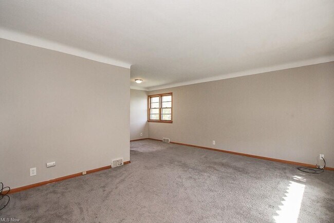 Building Photo - 3825 Mayfield Rd