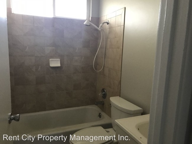 Building Photo - 7032 Carthy Way