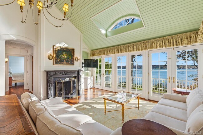 Foto del edificio - 508 Centre Island Rd