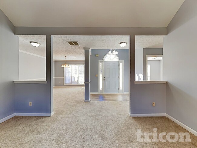 Building Photo - 615 Bridle Creek Dr