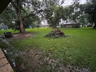 Building Photo - 2019 Shirley Dr