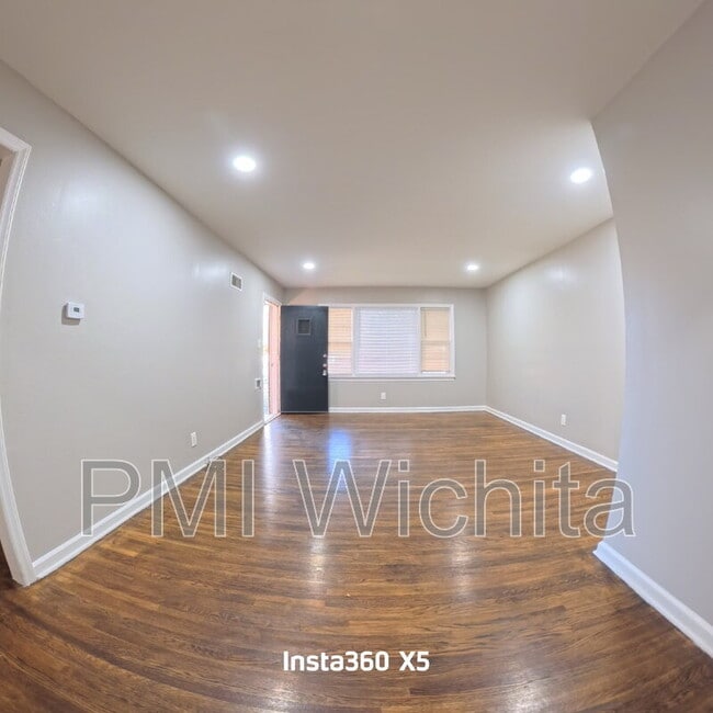 Building Photo - 6163 E Boston St