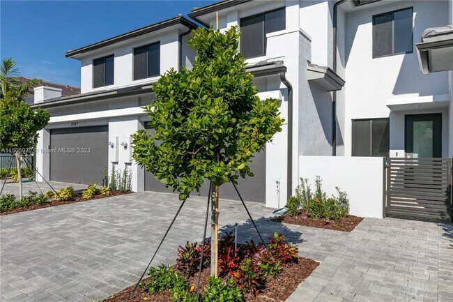 Foto del edificio - 8321 SW 121st Terrace