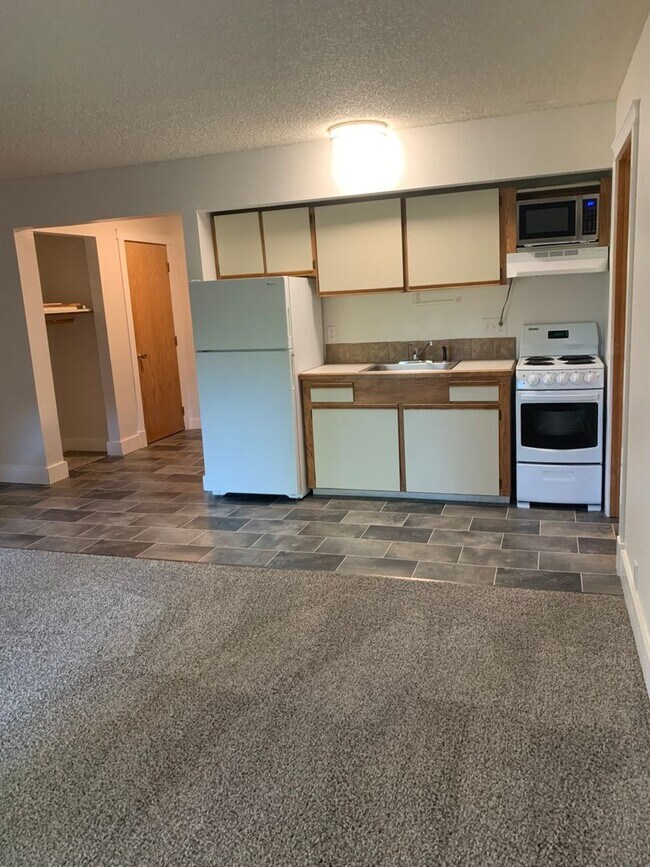 Building Photo - Condo at Bend Riverside