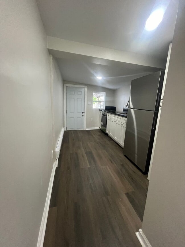 Building Photo - Cozy 3 bedroom 1 bath house