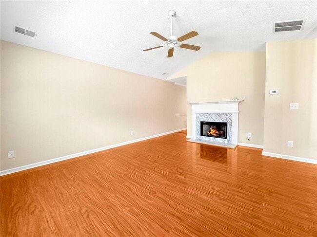Building Photo - 180 Foster Trace Dr