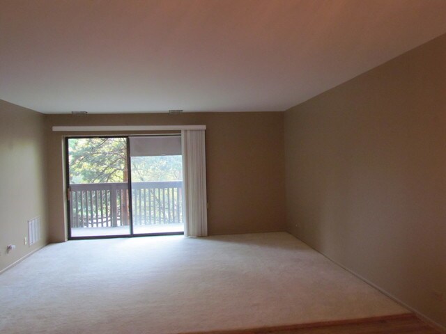 Foto del edificio - 120 Lakeview Dr