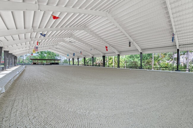 Foto del edificio - 15161 Collecting Canal Rd