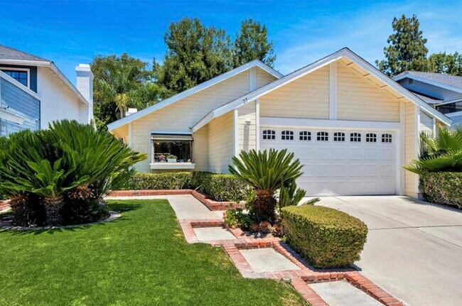 Foto del edificio - 27 Jasmine Creek Ln