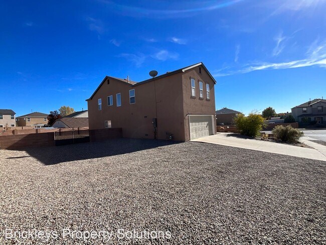 Building Photo - 4 br, 3 bath House - 5308 Buckeye Ct NE