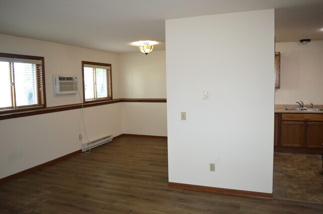 Foto del edificio - 548 Seminole Way