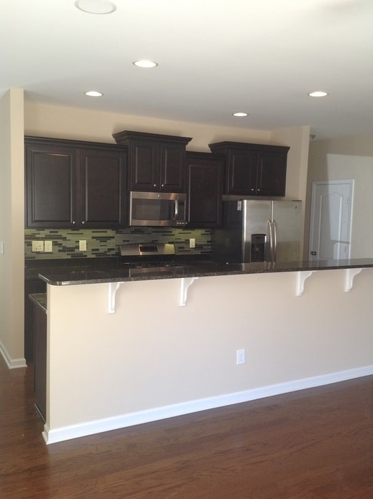 Building Photo - 933 Ileagnes Rd