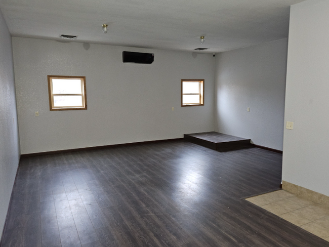 Building Photo - 108 W Reserve Dr