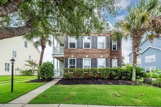Building Photo - 125 Gaslight Blvd