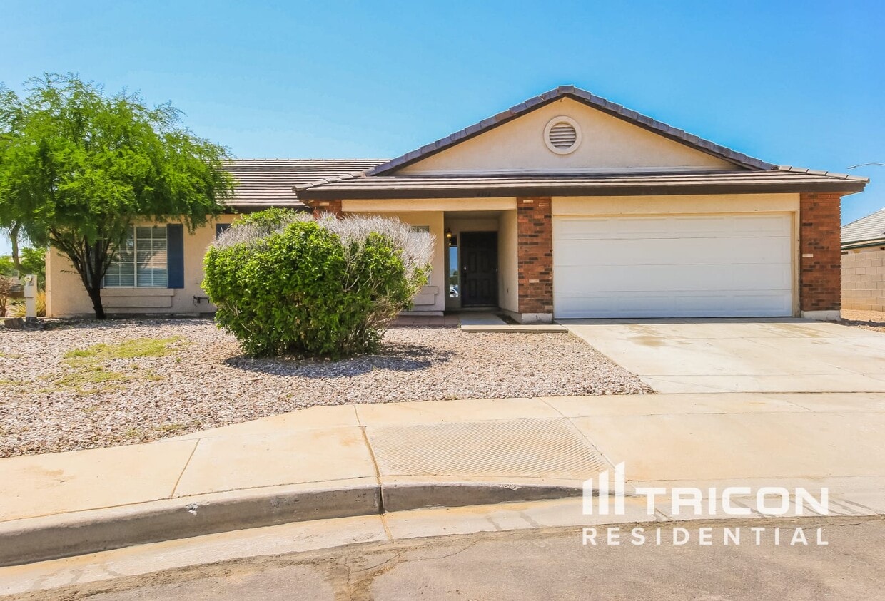 Primary Photo - 4314 S Emery St