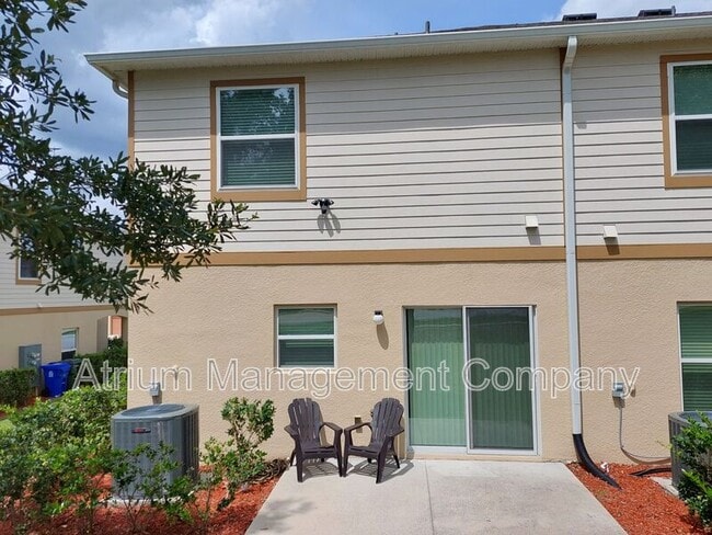 Building Photo - 3846 Hampstead Ln
