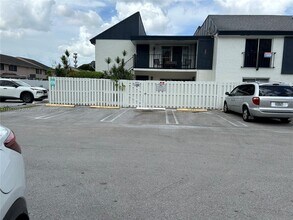 Building Photo - 15431 SW 86th Terrace