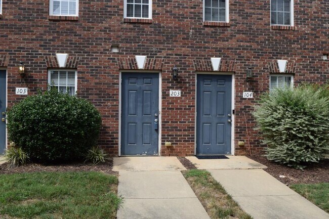 Building Photo - 113 Steam Engine Dr