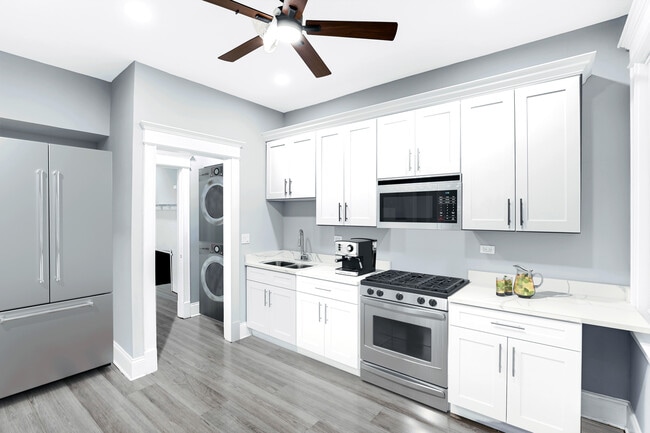 Building Photo - 5343 S Indiana Ave