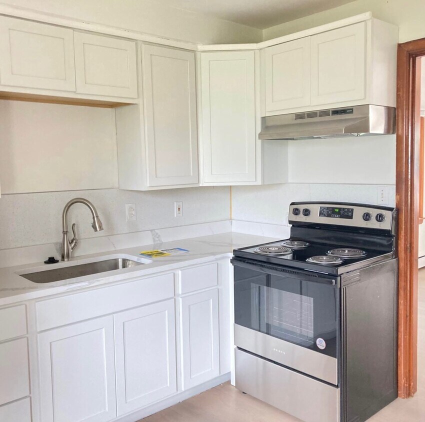 Foto principal - Lakeside Apartments
